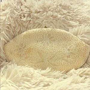 Richere Vintage Seed Beaded Ivory Clutch